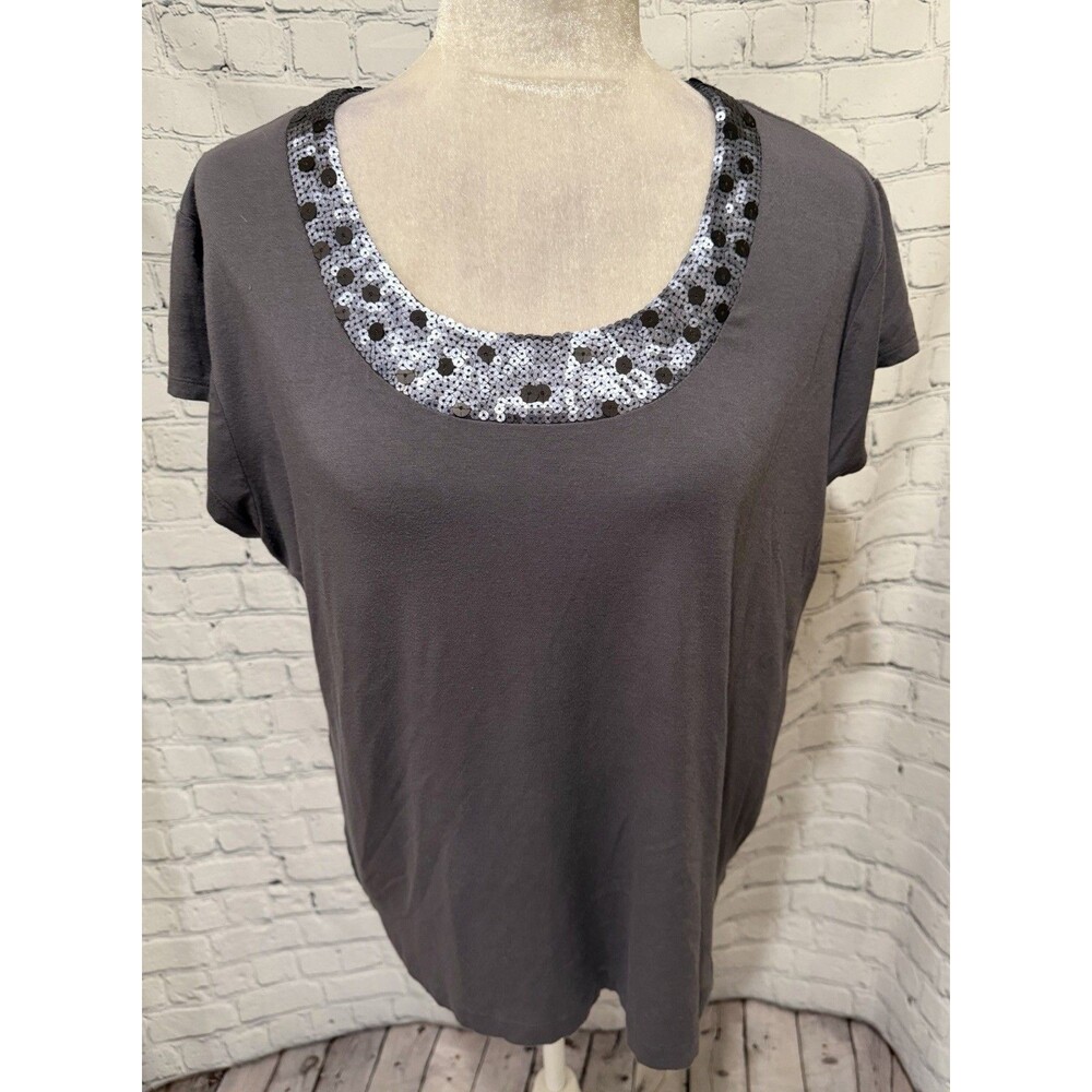 Chico’s Woman’s Short Sleeve Gray T-shirt Sequin Neck Top size 3/XL
